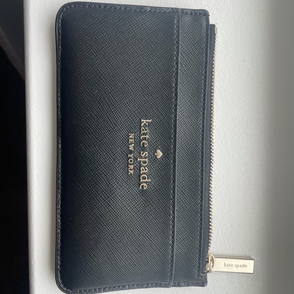KATE SPADE Lightly used wallet - Picture 4 of 7